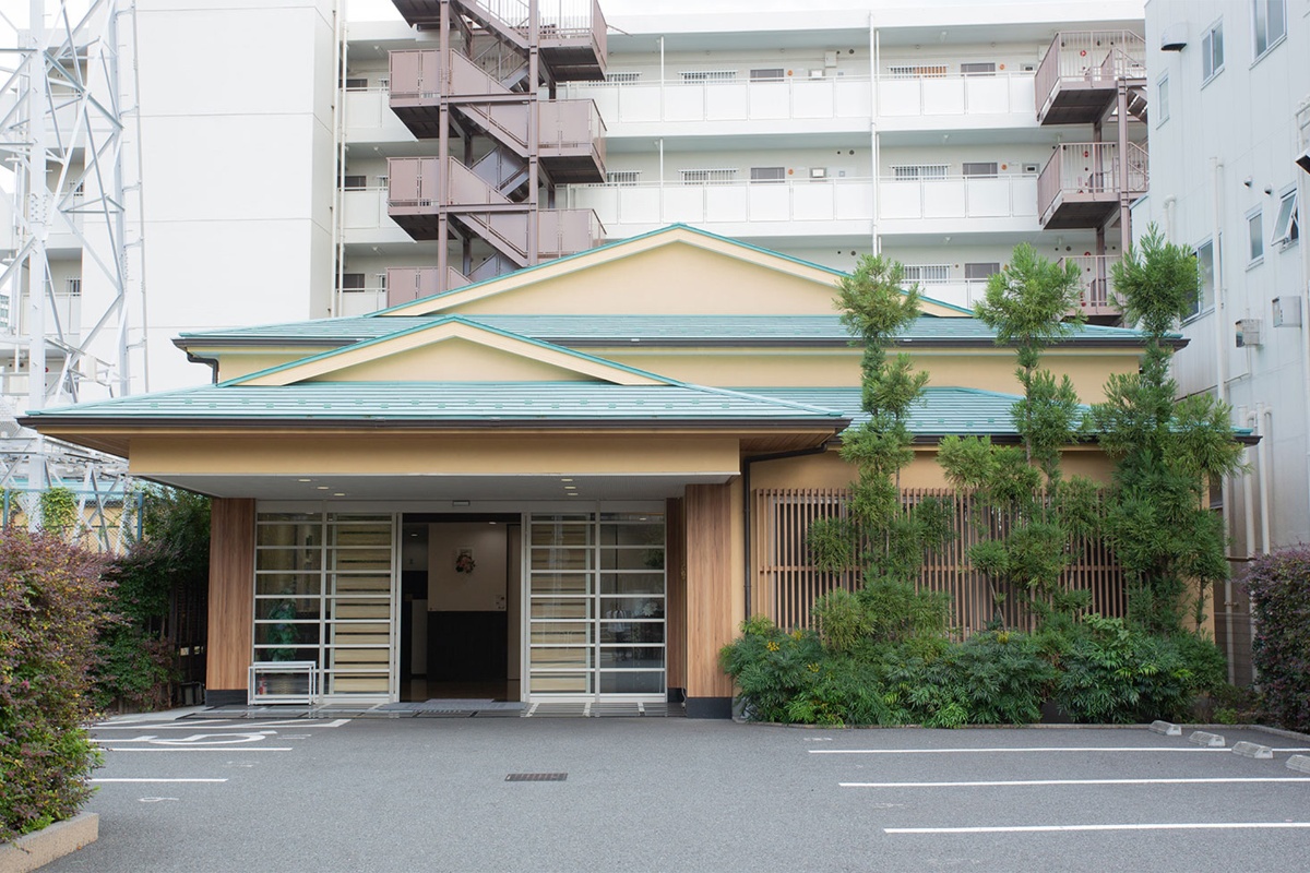 自社式場